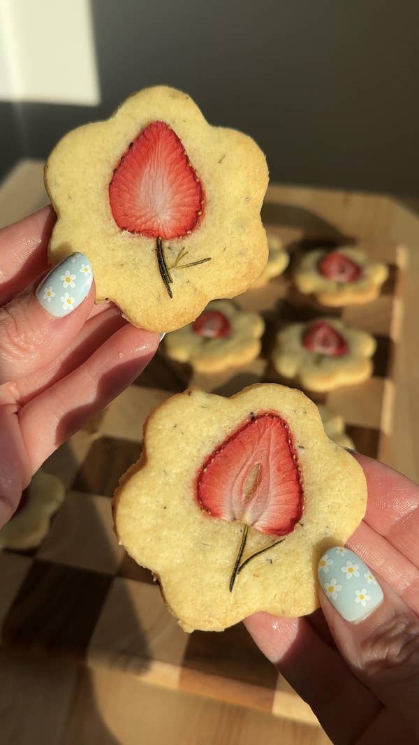 Buttery Rosemary Shortbread Cookies With Strawberry Flowers