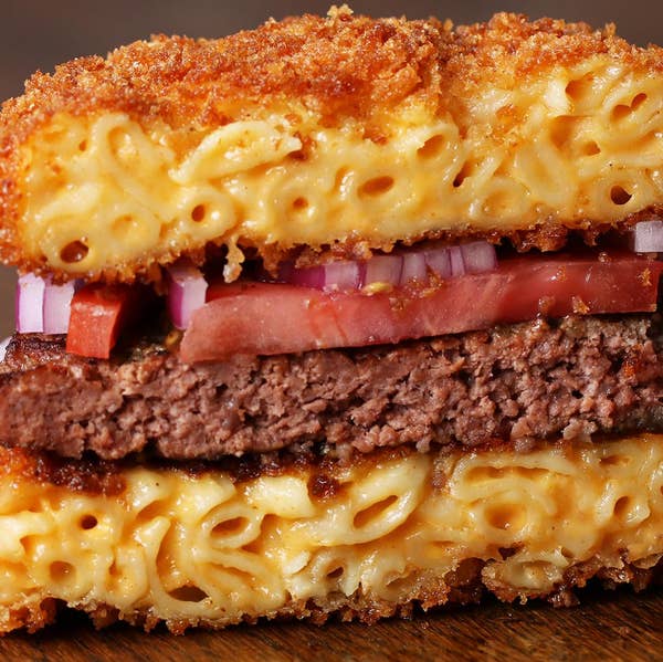 Mac And Cheese Bun Burgers