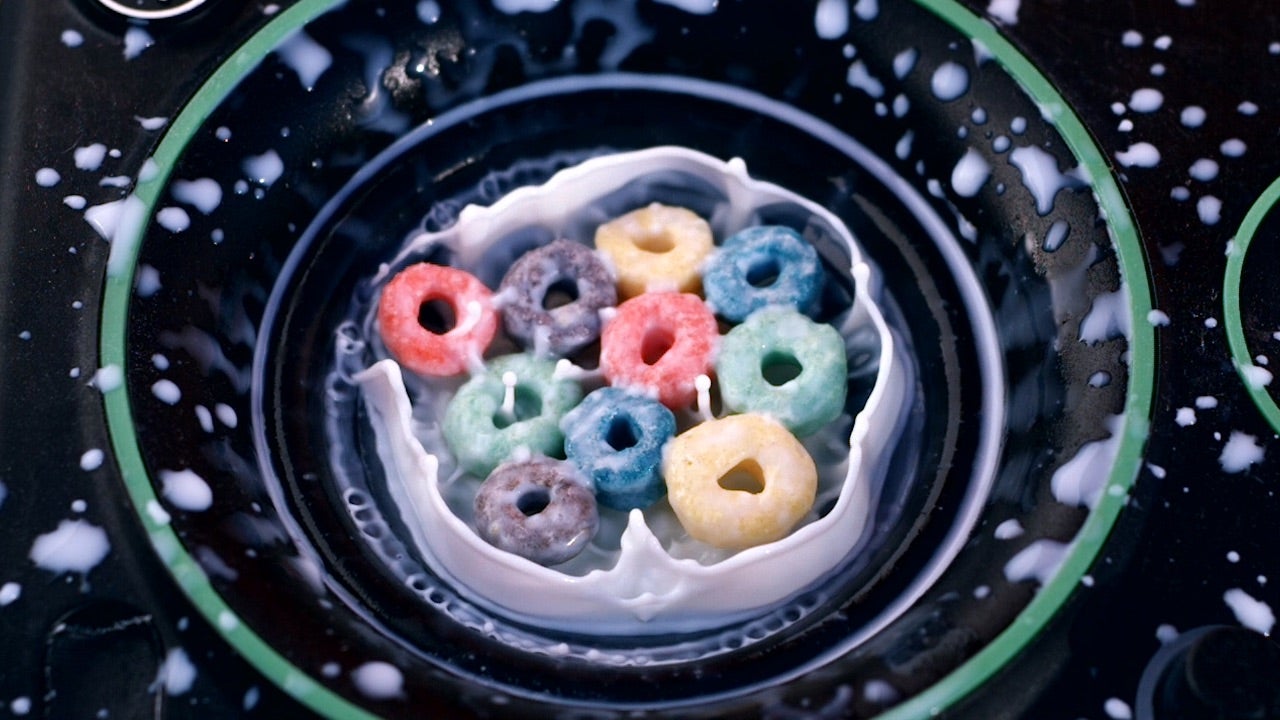 Everyday Objects Dancing On Sound
