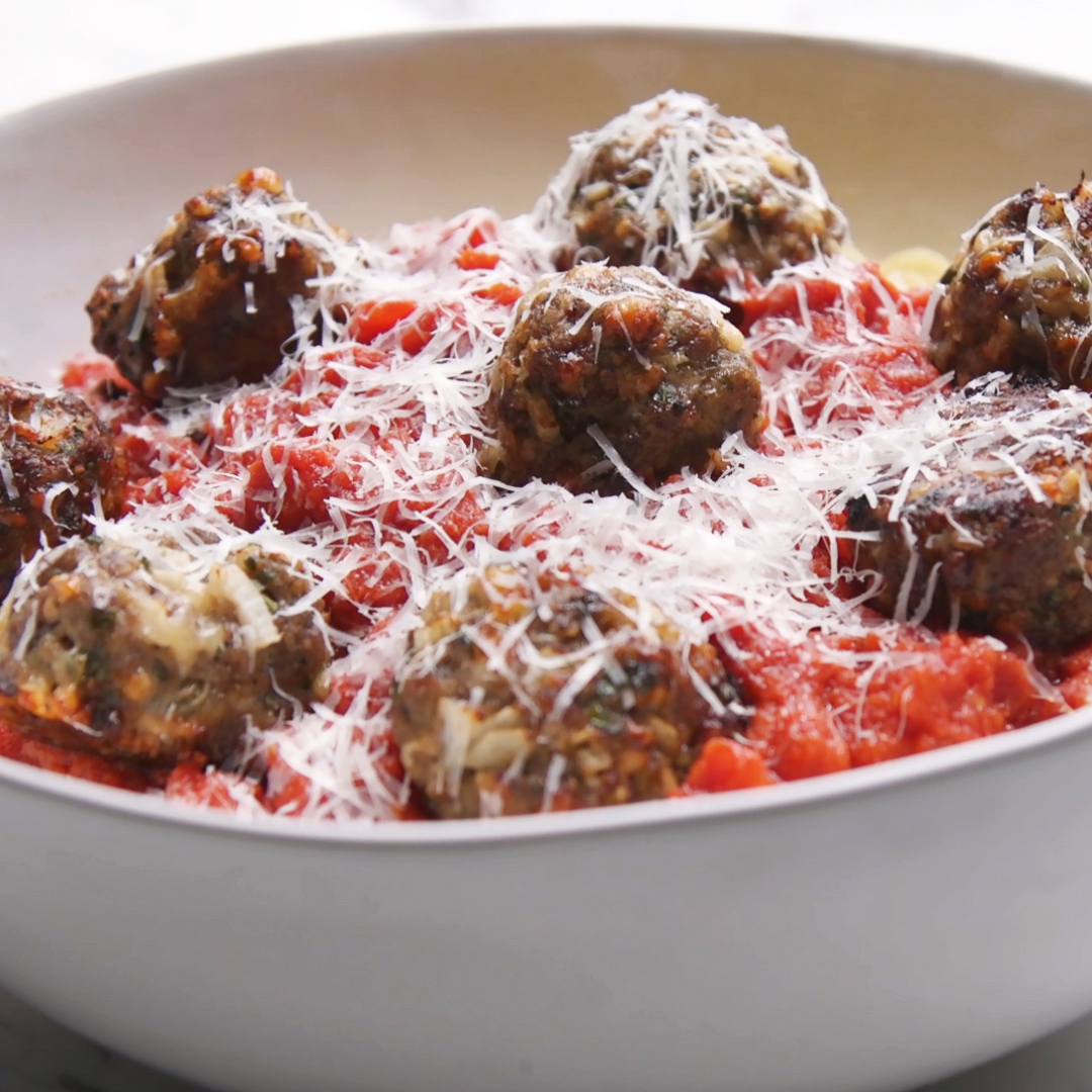 Simple Spaghetti And Meatballs Recipe by Tasty image