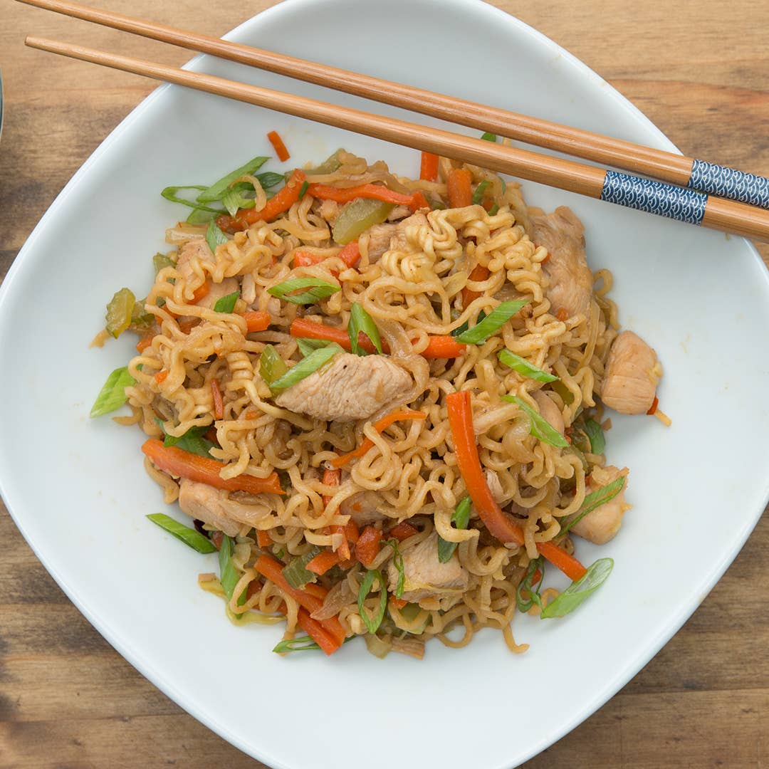 One Pot Chicken Chow Mein Recipe By Tasty