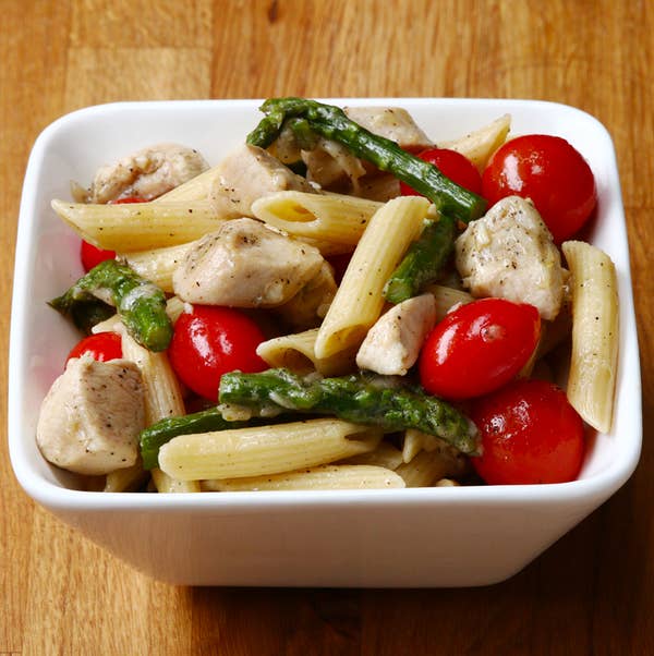 Chicken And Asparagus Pasta