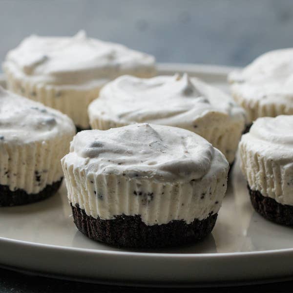 Mini Cookies ‘n’ Cream Ice Cream Pies