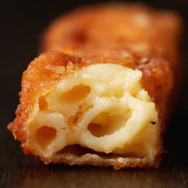 Fried Mac ‘n’ Cheese Sticks