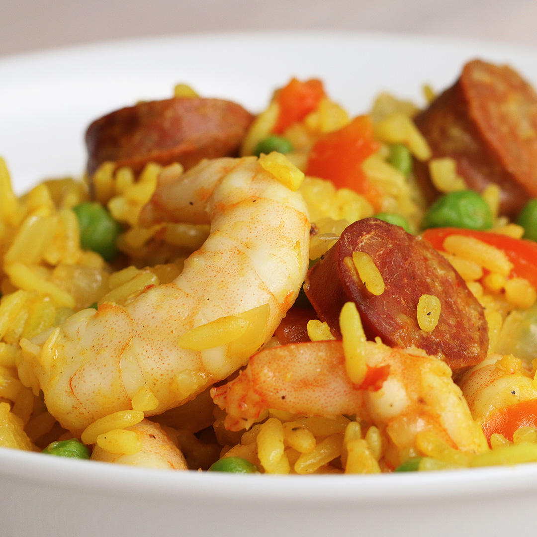 One-Pan Spicy Prawns and Rice Recipe by Tasty