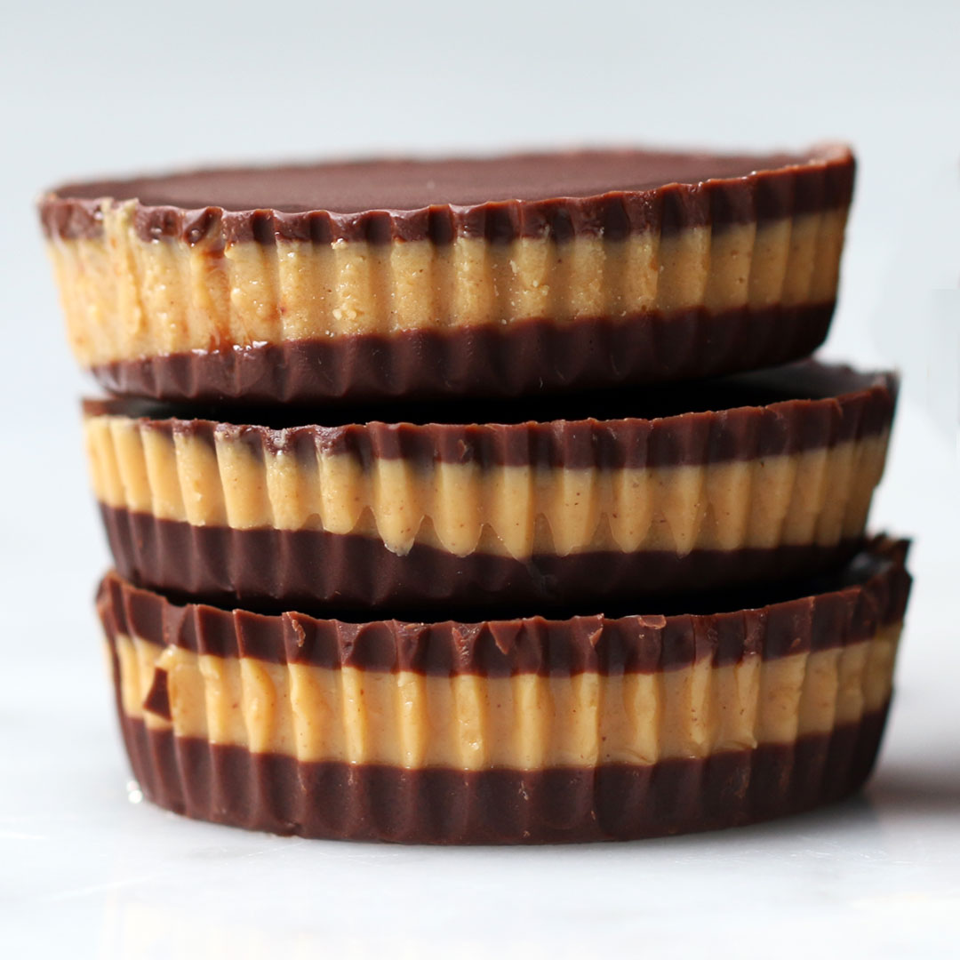 5-ingredient Chocolate Peanut Butter Cups Recipe by Tasty