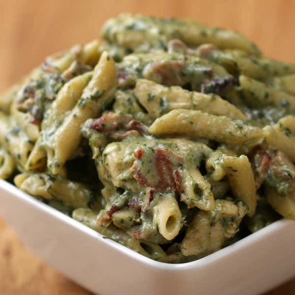 Shrimp Spinach Bacon Alfredo Recipe by Tasty Shrimp Spinach Bacon Alfredo Recipe by Tasty