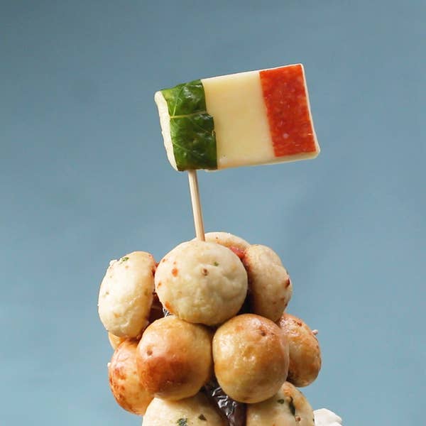 Leaning Tower Of Pizza Bites