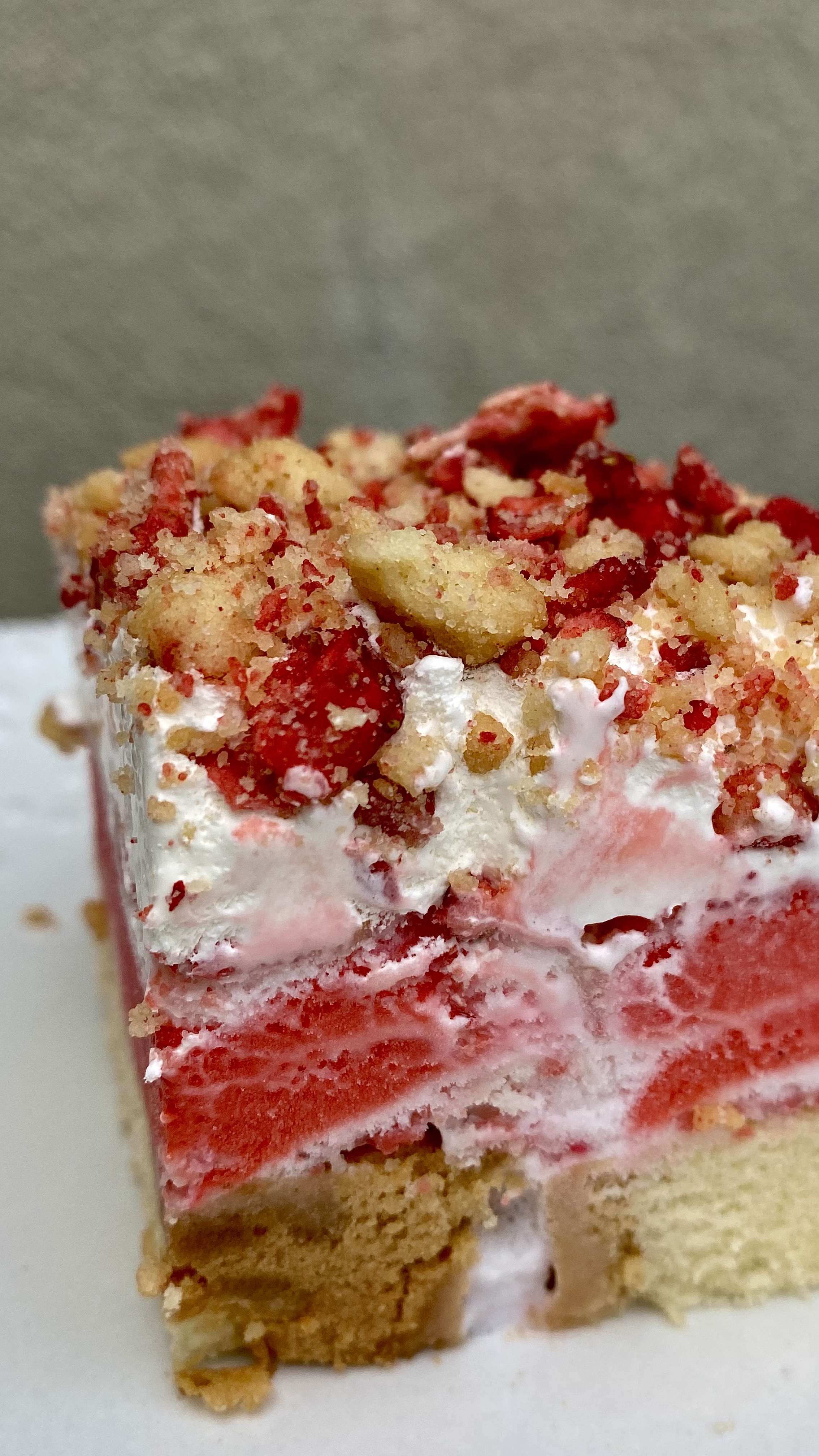 Best Strawberry Shortcake Ice Cream Cake Recipe - How To Make