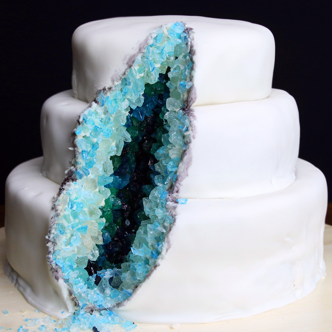What is a Geode Cake 