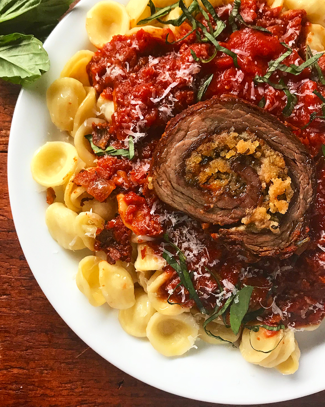 Italian Stuffed Beef Rolls Tomato Sauce Recipe | Deporecipe.co