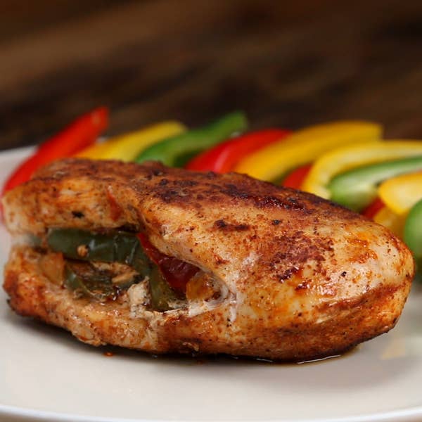 Healthy Fajita-Stuffed Chicken