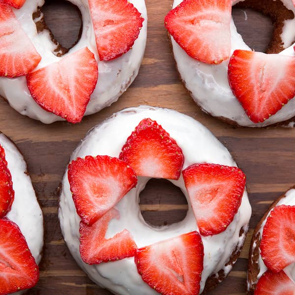 Strawberry Cheesecake Old-fashioned Donuts